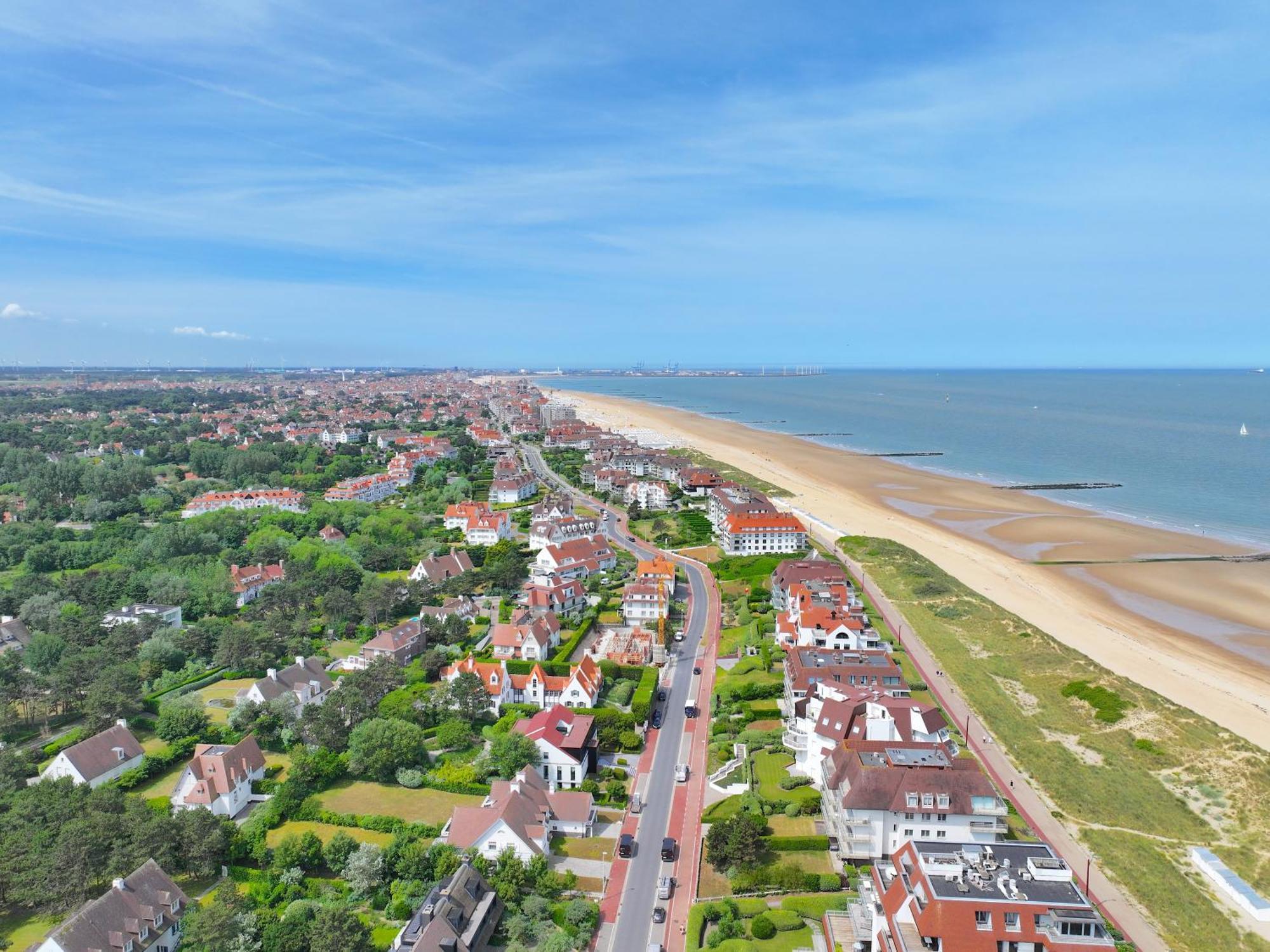 Charming Villa Near The Dunes Of Knokke Le Zoute Dış mekan fotoğraf